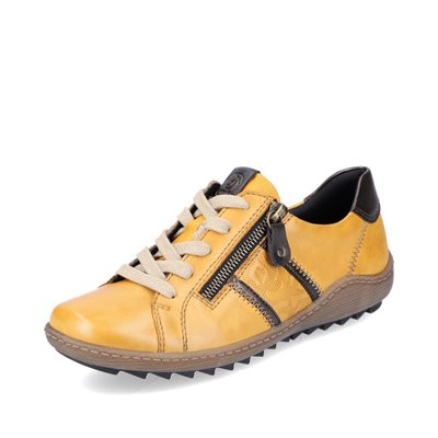 Yellow laced Shoe R1426-69